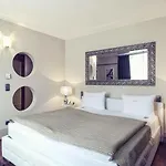 Ambiance Rivoli 4*
