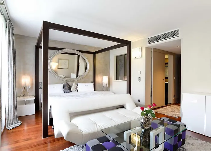 Ambiance Rivoli Hotel Monachium