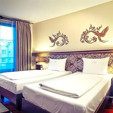 Ambiance Rivoli Ξενοδοχείο 4*