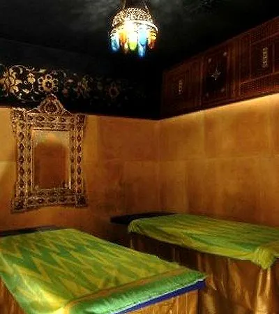 Ambiance Rivoli Hotel