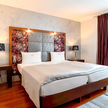 Ambiance Rivoli 4*