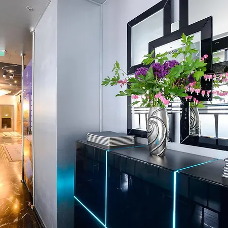 Hotel Ambiance Rivoli 4*