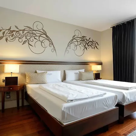 Hotel Ambiance Rivoli 4*