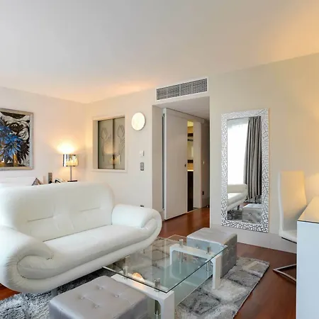 Отель Ambiance Rivoli 4*