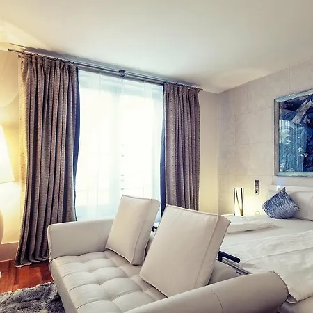 Ambiance Rivoli Hotel 4*